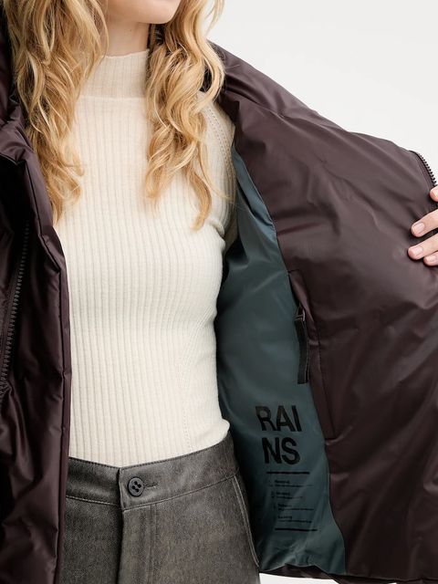 Rains kurtka 17230 Alta Vision Short Puffer Jacket kolor brązowy zimowa 17230