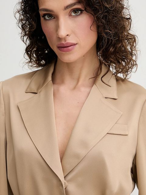 Simona Corsellini marynarka kolor beżowy jednorzędowa gładka P25CPGI00401