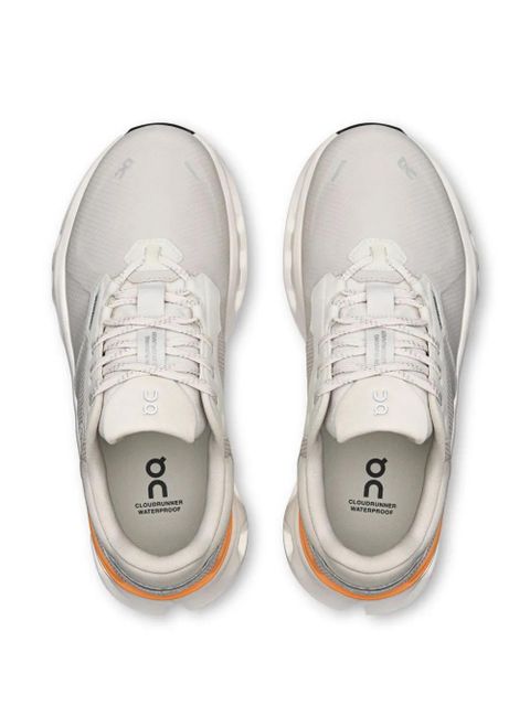 On Running Cloudrunner 2 "Wolf Tangerine" sneakers - White
