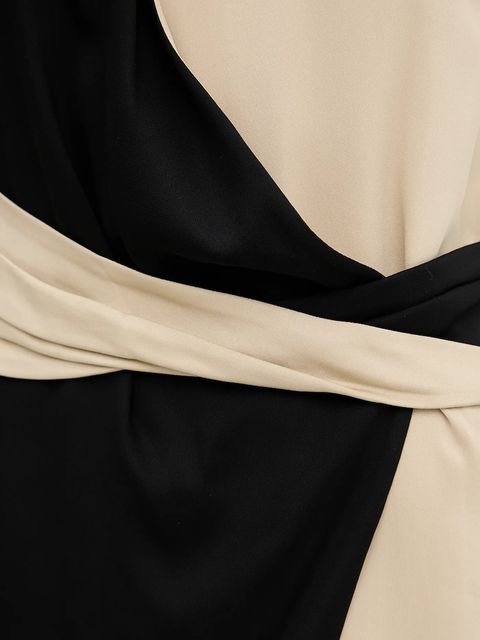 BOSS sukienka kolor czarny mini rozkloszowana 50542870