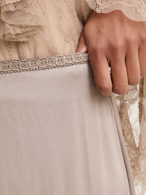 Answear.LAB spódnica kolor szary midi rozkloszowana