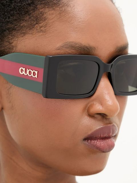 Gucci okulary przeciwsłoneczne damskie kolor czarny GG1860S