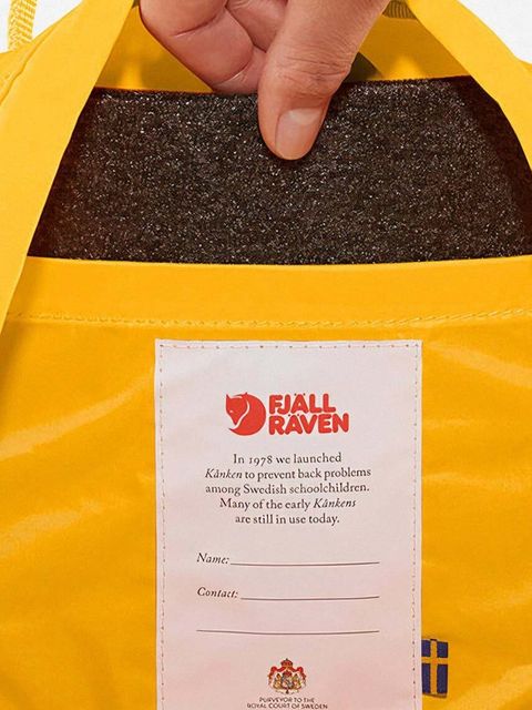 Fjallraven plecak Kanken Mini kolor pomarańczowy mały z aplikacją F23561.243-243 - zdjęcie produktu nr 2