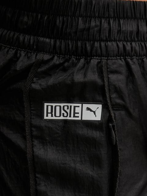 Puma spodnie dresowe PUMA x ROSÉ damskie kolor czarny gładkie 633796