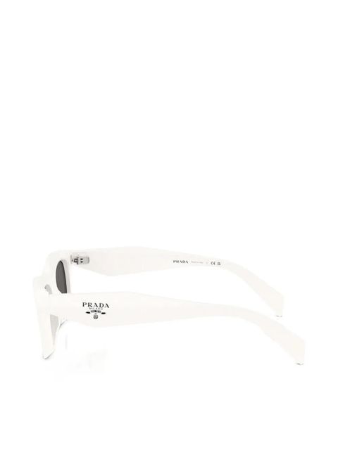 Prada logo-detail sunglasses - White