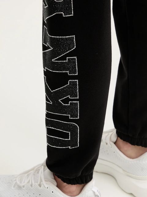 Dkny spodnie dresowe damskie kolor czarny z aplikacją DP5P3737