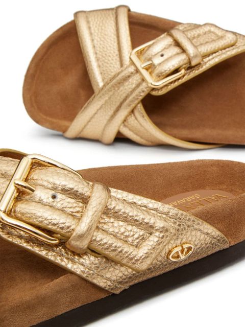 Valentino Garavani 30mm Fussfriend metallic sandals - Gold