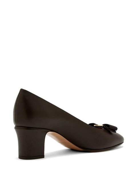 Ferragamo bow pumps - Brown