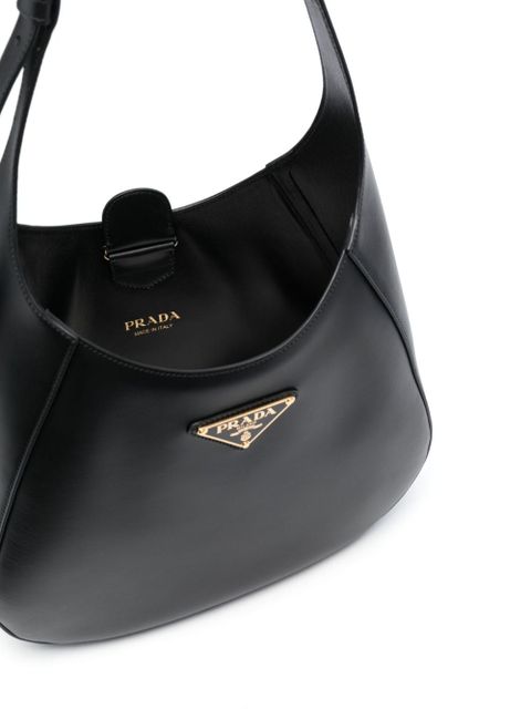 Prada triangle-logo leather shoulder bag - Black
