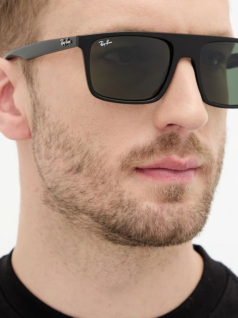 Ray-Ban okulary przeciwsłoneczne kolor czarny 0RB2222