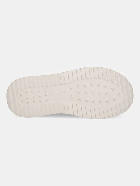 Inuikii kapcie Curly Micro kolor beżowy 1014.026.0031.104