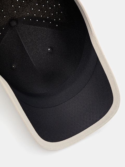 Under Armour czapka z daszkiem StealthForm Uncrushable