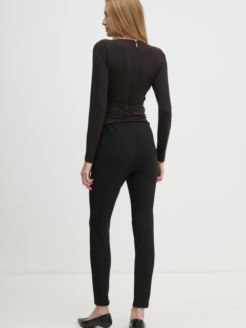 MICHAEL Michael Kors kombinezon kolor czarny z dekoltem w szpic MF482MVAPQ