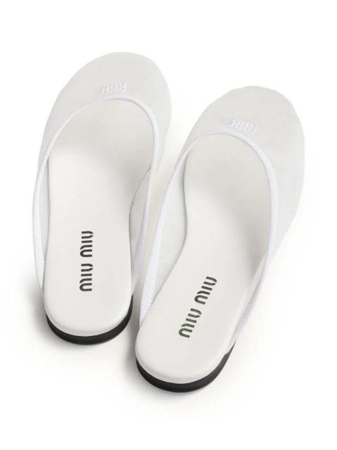 Miu Miu logo-embroidered slippers - White