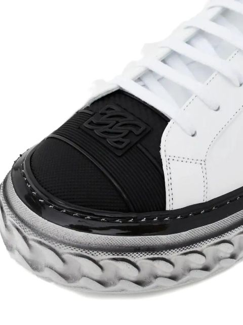 Casadei logo-embossed spray-effect sneakers - White
