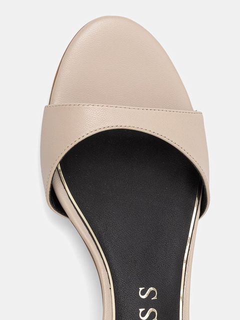 Guess sandały skórzane LERELA