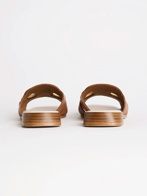 Karl Lagerfeld klapki skórzane PETALO BROOCH SLIDE