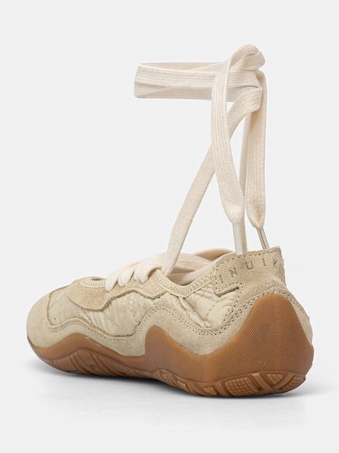 Inuikii baleriny Maliah Freeflow