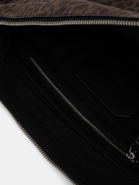 AllSaints torebka zamszowa HALFMOON kolor brązowy W357XD