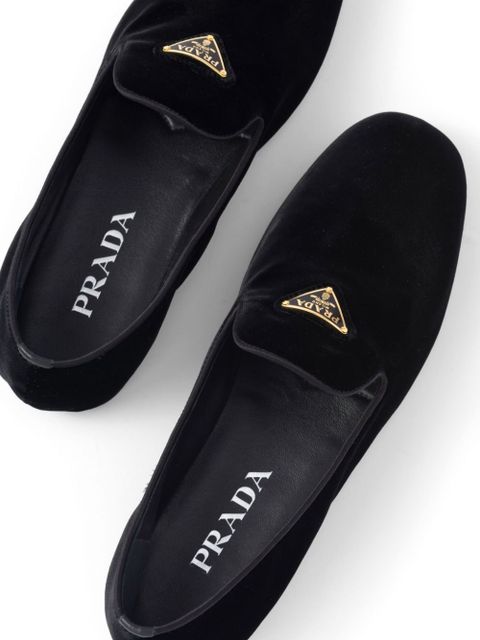 Prada triangle-logo velvet loafers - Black