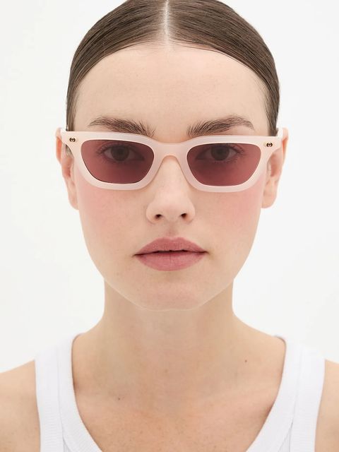 Gucci okulary przeciwsłoneczne damskie kolor różowy GG1944S