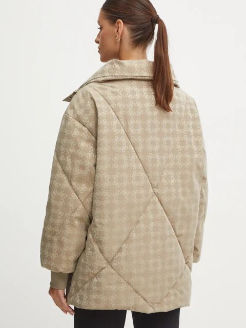 Guess kurtka damska kolor beżowy zimowa V4BL01 WGLW2