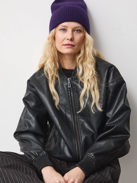 Medicine czapka kaszmirowa kolor fioletowy - zdjęcie produktu nr 1