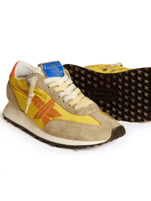 Golden Goose Star Printed Trainers - Yellow