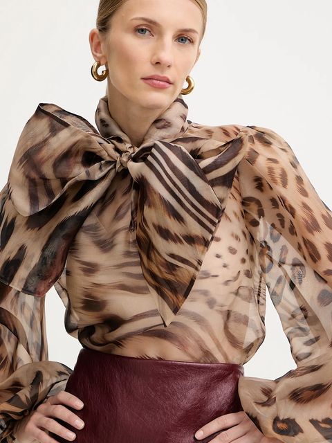 Retrofete bluzka jedwabna Peregrine damska kolor beżowy wzorzysta R-FW25-11912-11 - zdjęcie produktu nr 2