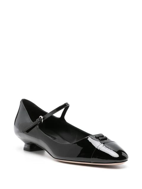Miu Miu logo-lettering patent ballerina shoes - Black - zdjęcie produktu nr 2