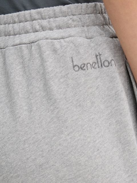 United Colors of Benetton spodnie dresowe bawełniane damskie kolor szary gładkie 3UNIDF01A