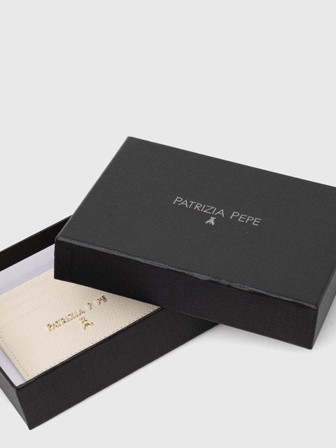 Patrizia Pepe etui na karty skórzane kolor beżowy CQ7001 L001