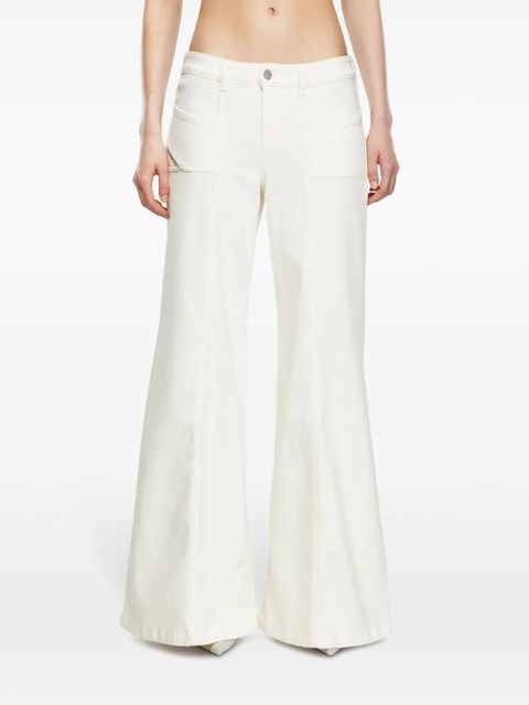 Diesel D-Akii mid-rise flared jeans - White