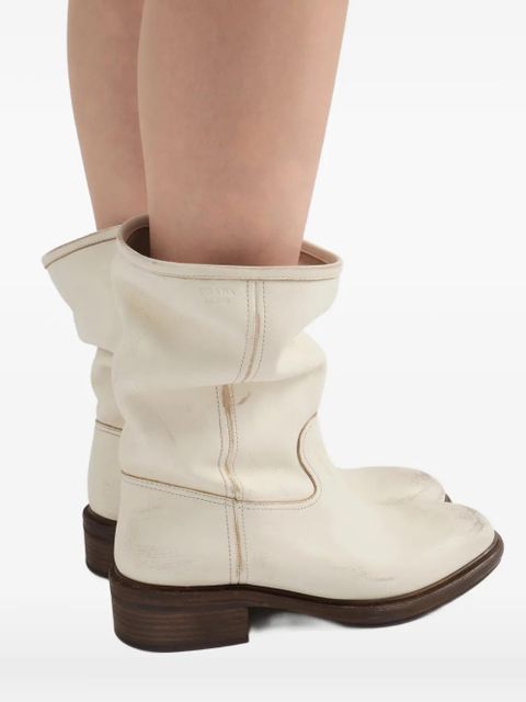 Prada vintage-effect leather boots - Neutrals