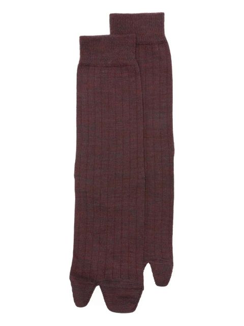 Maison Margiela Tabi ribbed-toe crew-length socks - Red - zdjęcie produktu nr 1