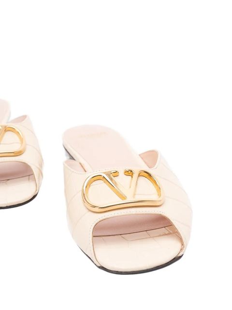 Valentino Garavani Vlogo signature flat sandals - Neutrals