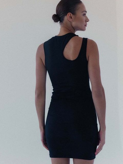 MUUV. sukienka LARME kolor czarny mini dopasowana - zdjęcie produktu nr 2