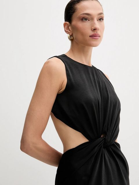 Bardot sukienka kolor czarny maxi prosta 59915DB