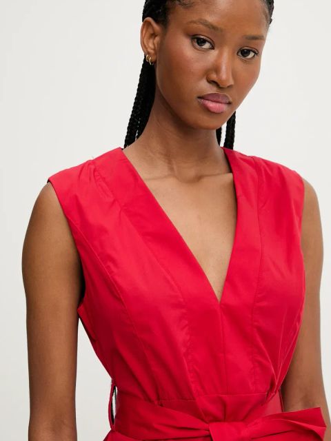 Answear Lab sukienka kolor czerwony midi rozkloszowana