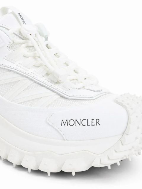 Moncler logo-print sneakers - White