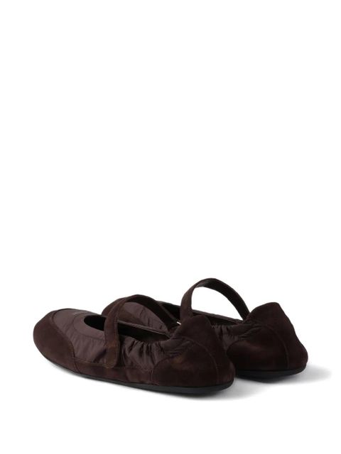 Prada Collapse suede ballet flats - Brown