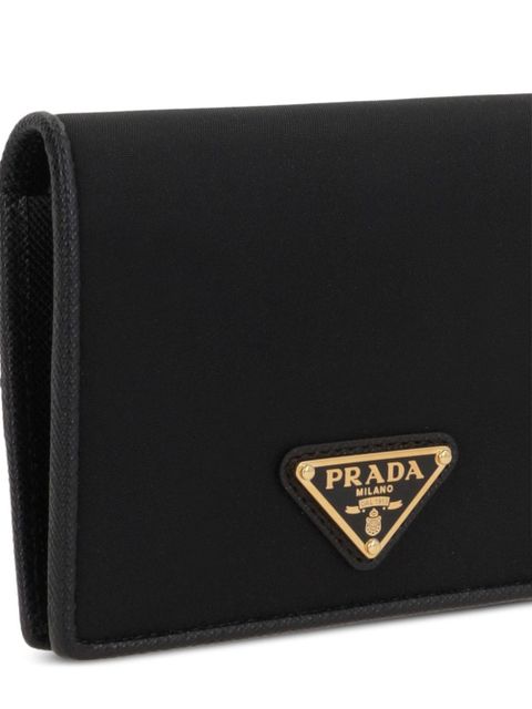 Prada triangle logo bi-fold wallet - Black