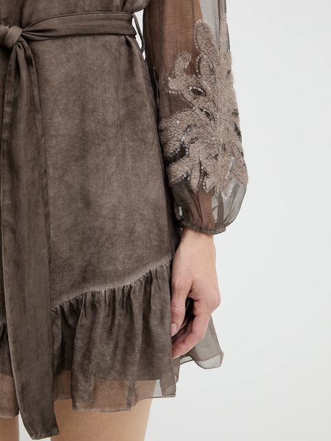 Guess sukienka z dodatkiem jedwabiu CAMILLA kolor brązowy mini prosta W5BK76 WE550