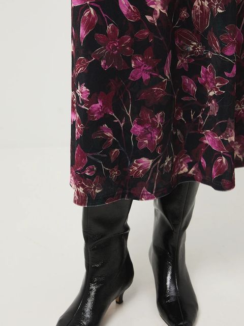 Medicine spódnica kolor czarny midi rozkloszowana