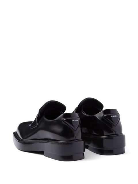 Prada triangle-patch leather loafers - Black