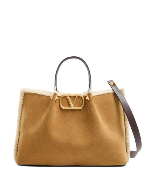 Valentino Garavani medium VLogo Signature suede tote bag - Neutrals - zdjęcie produktu nr 2