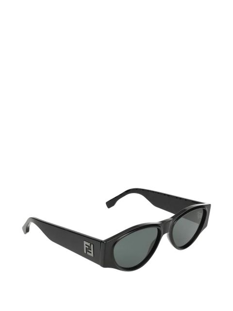 FENDI cat-eye sunglasses - Black