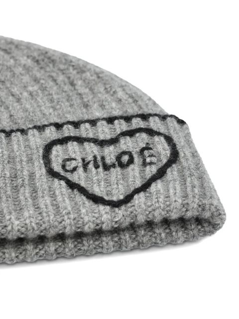 Chloé ribbed heart-motif beanie hat - Grey