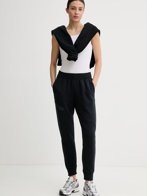 Under Armour spodnie dresowe damskie Unstoppable Flc - zdjęcie produktu nr 1