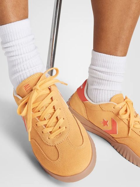 Converse sneakersy zamszowe Run Star Trainer kolor żółty A15089C